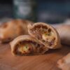 Empanada cebolla caramelizada